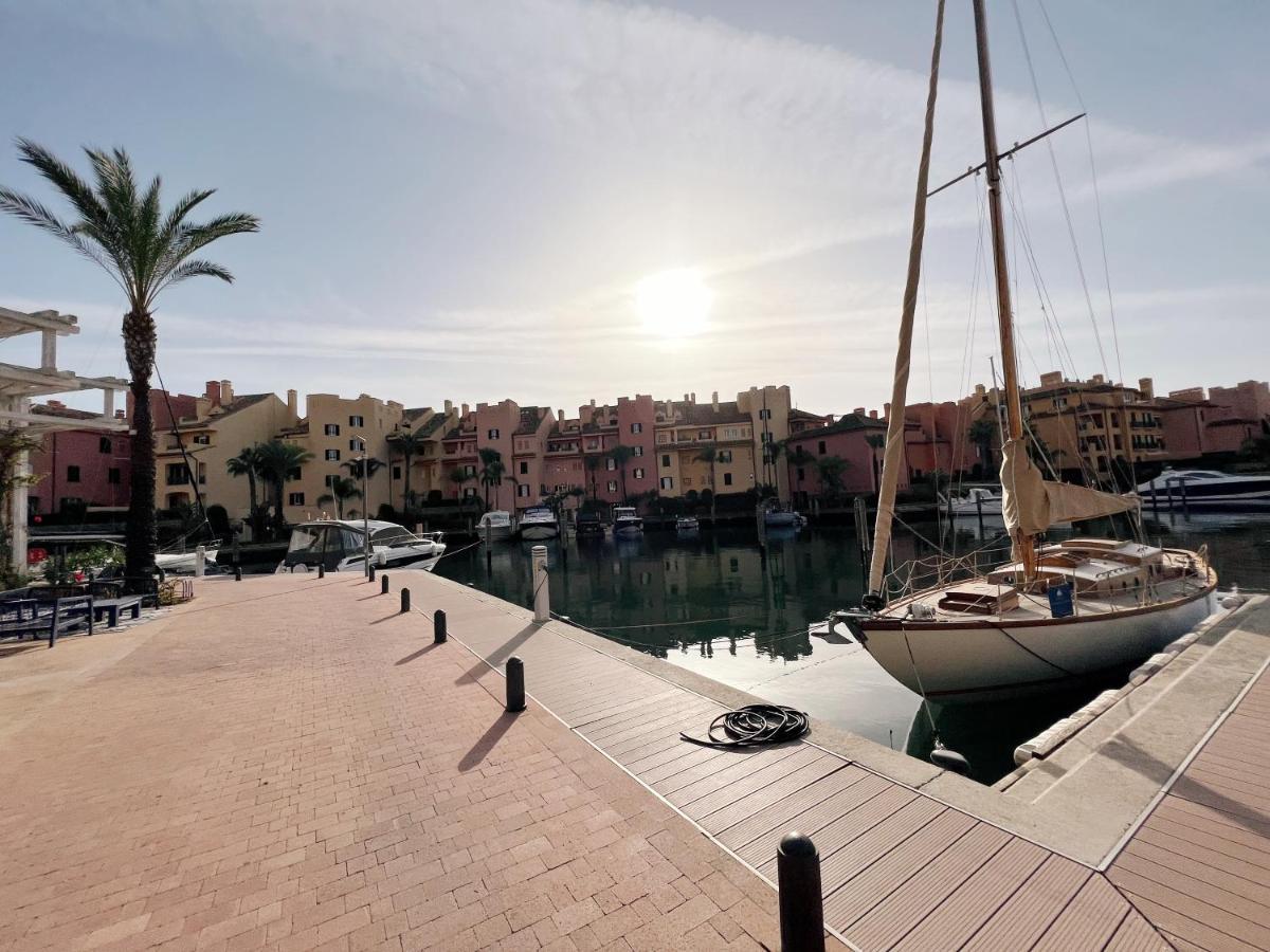 Sotogrande Alboaire- Waterfront Luxury 4 Bedroom Apt In The Marina Of Sotogrande Exteriér fotografie